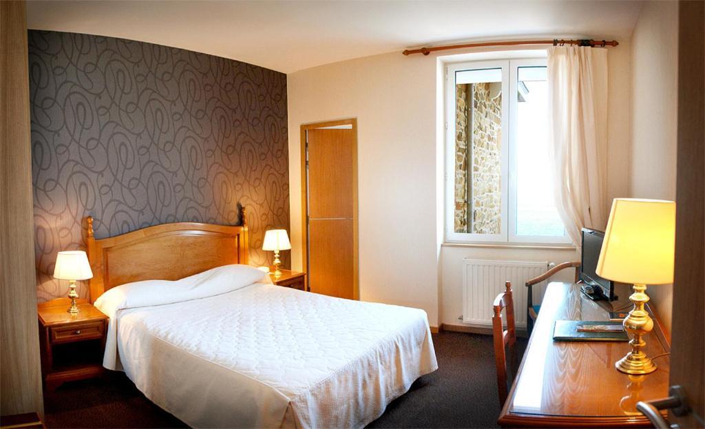 Hotel Le Manoir Du Sphinx Perros-Guirec Zimmer foto