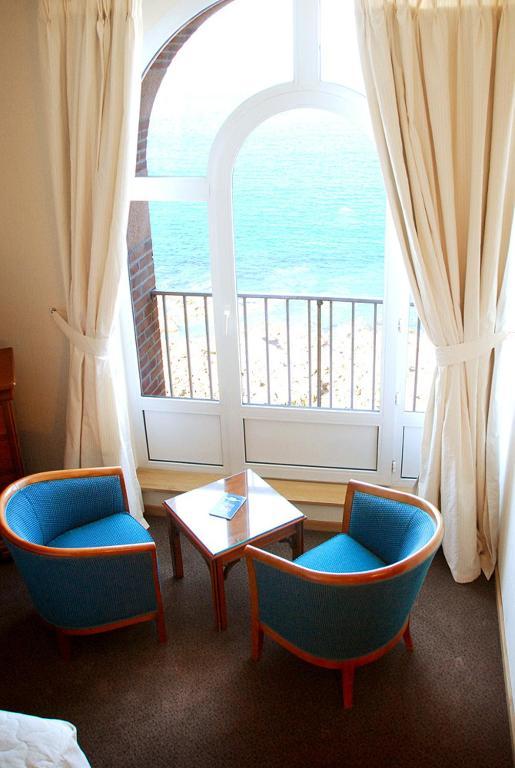 Hotel Le Manoir Du Sphinx Perros-Guirec Zimmer foto