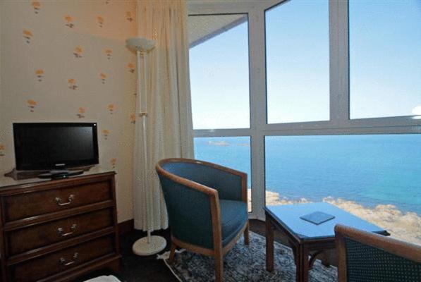 Hotel Le Manoir Du Sphinx Perros-Guirec Zimmer foto